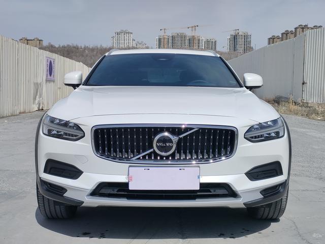 Volvo V90 2024, фото 2