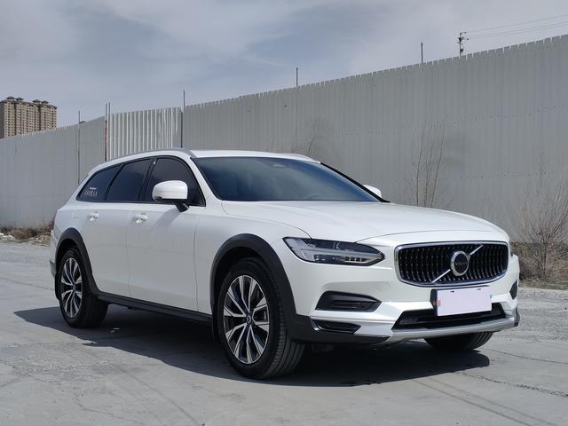 Volvo V90 2024, фото 3