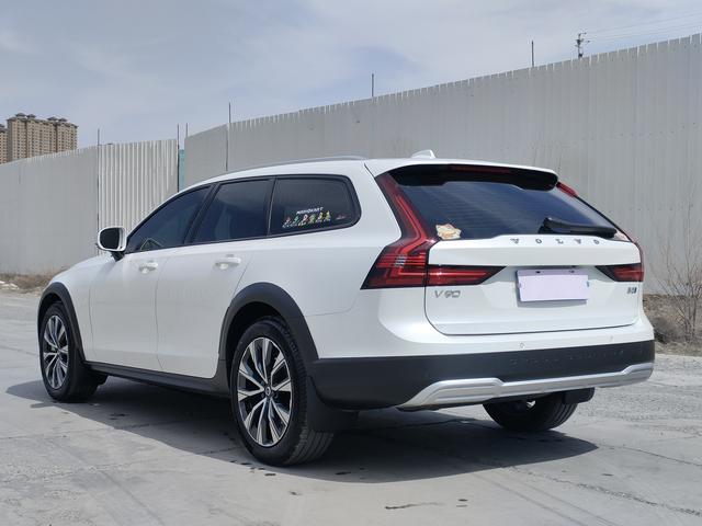 Volvo V90 2024, фото 9