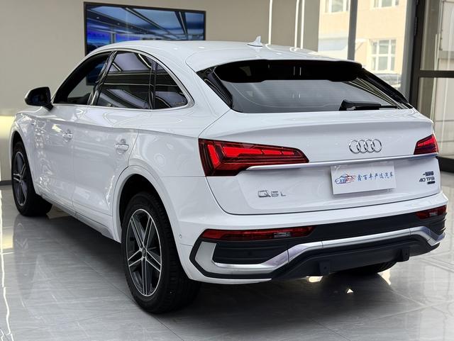 Audi Q5L Sportback 2022, фото 7