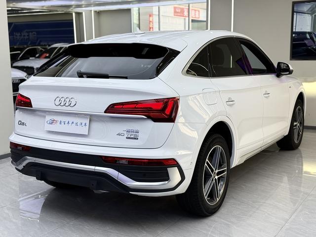 Audi Q5L Sportback 2022, фото 9