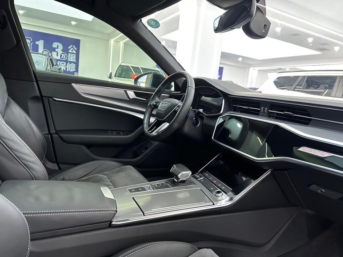 Audi A6L 2021, фото 16