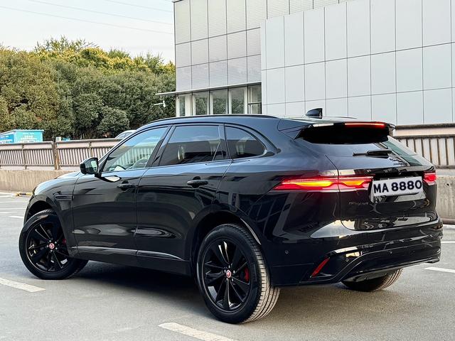 Jaguar F-PACE 2023, фото 2