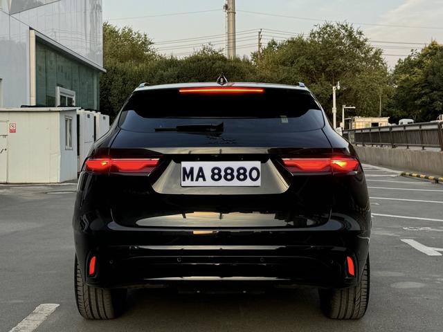 Jaguar F-PACE 2023, фото 3