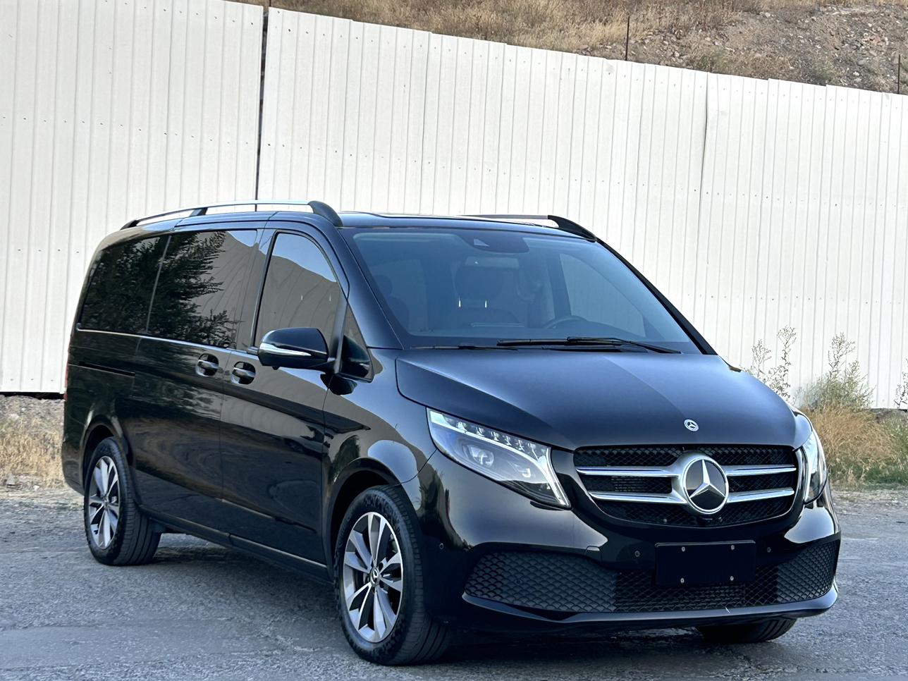 Mercedes-Benz V-Class 2022, фото 3