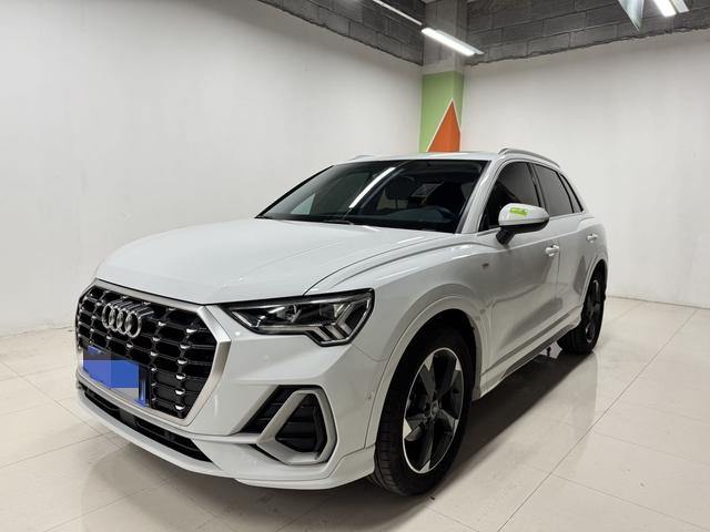 Audi Q3 2021, 1.4 л турбо, робот (DCT), передний, пробег 38 000 км — авто из Китая с пробегом