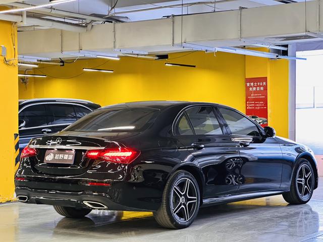 Mercedes-Benz E-Class 2023, фото 4