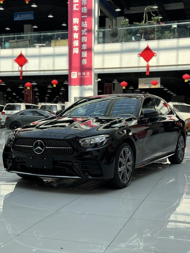 Mercedes-Benz E-Class 2023, 2 л турбо, автомат, задний, пробег 48 000 км — авто из Китая с пробегом