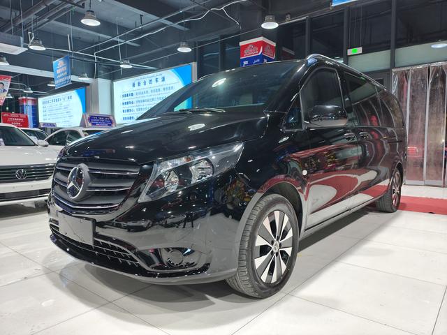 Mercedes-Benz Vito 2021, 2 л турбо, автомат, задний, пробег 60 000 км — авто из Китая с пробегом