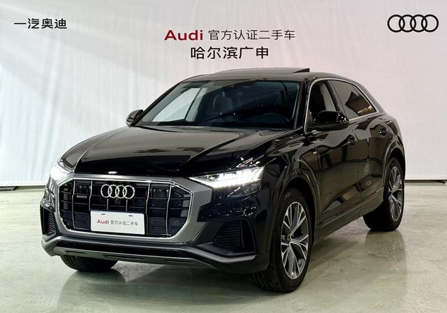 Audi Q8 2023, 3 л турбо, автомат, полный, пробег 19 000 км — авто из Китая с пробегом