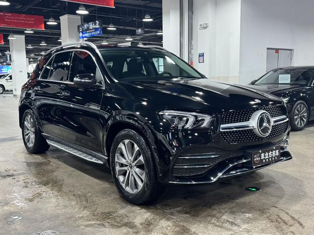 Mercedes-Benz GLE 2022, фото 3