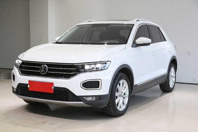 Volkswagen T-Roc 2022, 1.4 л турбо, робот (DCT), передний, пробег 35 500 км — авто из Китая с пробегом