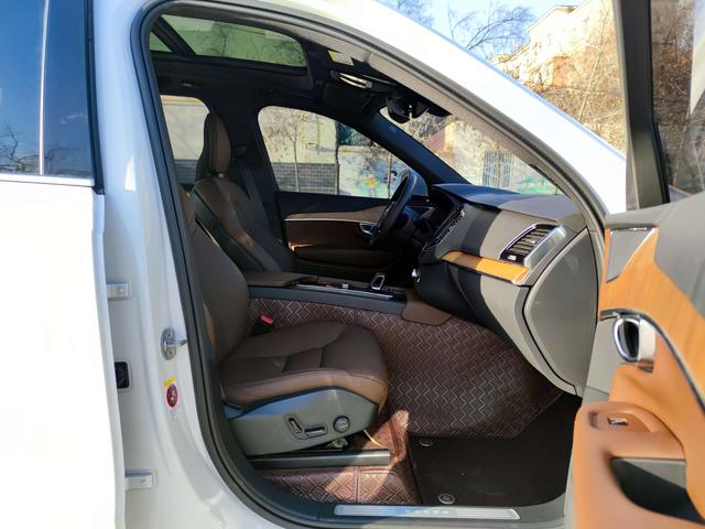 Volvo XC90 2024, фото 8