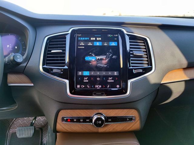 Volvo XC90 2024, фото 13
