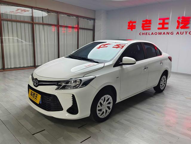 Toyota Vios 2021, 1.5 л, вариатор (CVT), передний, пробег 32 900 км — авто из Китая с пробегом