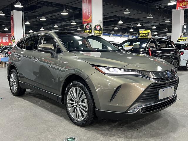 Toyota Harrier 2023, фото 3