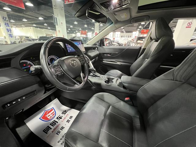 Toyota Harrier 2023, фото 4
