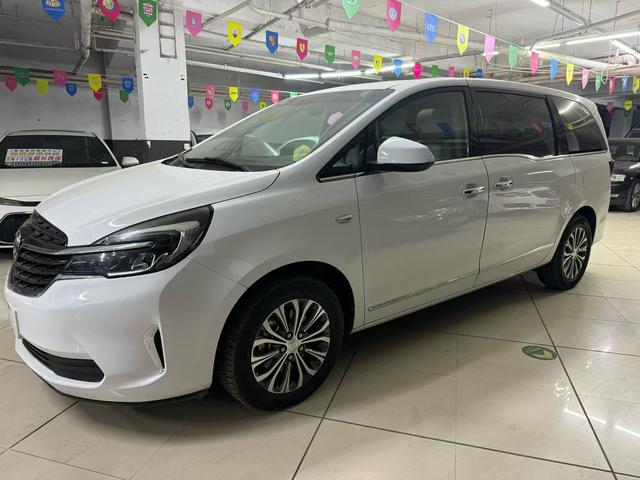 Buick GL8 2021, 2 л турбо, автомат, передний, пробег 180 000 км — авто из Китая с пробегом