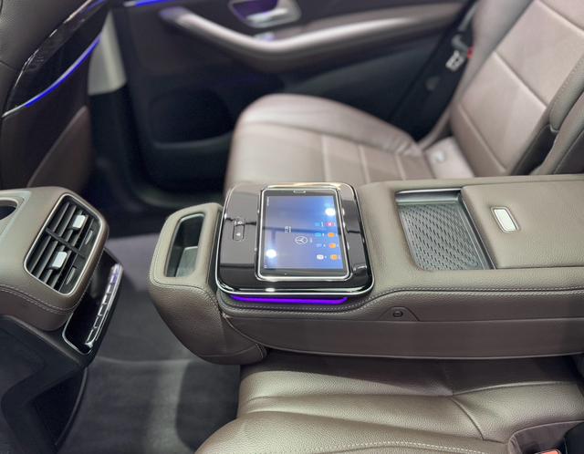 Mercedes-Benz GLS 2022, фото 18