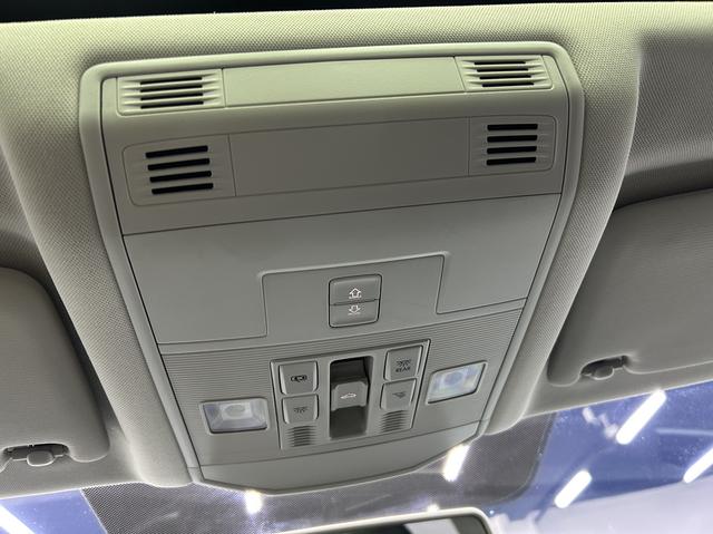 Volkswagen T-Roc 2022, фото 14