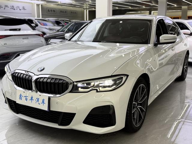 BMW 3 2021, 2 л турбо, автомат, задний, пробег 36 000 км — авто из Китая с пробегом