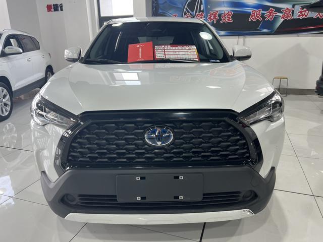 Toyota Corolla Cross 2024, фото 2