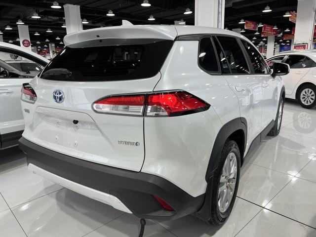 Toyota Corolla Cross 2024, фото 8