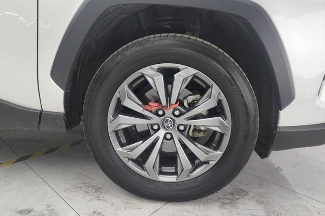Toyota RAV4 2022, фото 5