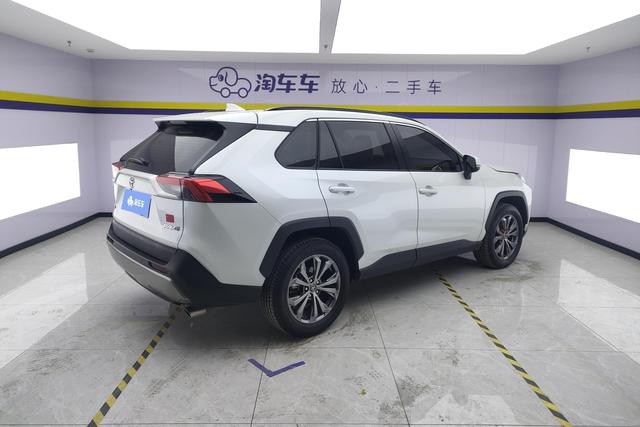 Toyota RAV4 2022, фото 9
