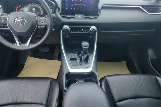 Toyota RAV4 2022, фото 16