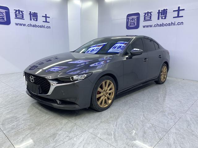 Mazda 3 2021, 2 л, автомат, передний, пробег 53 000 км — авто из Китая с пробегом