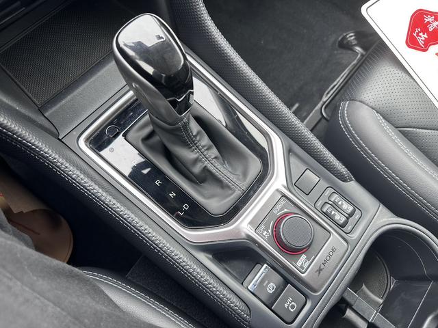 Subaru Forester 2022, фото 16