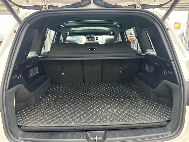 Mercedes-Benz GLB 2024, фото 16
