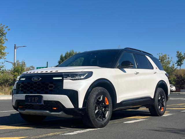 Ford Explorer 2023, 2.3 л турбо, автомат, полный, пробег 10 000 км — авто из Китая с пробегом