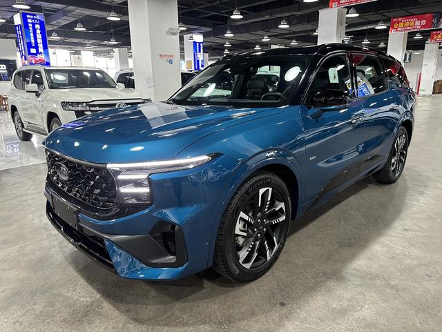 Ford Edge 2023, 2 л турбо, вариатор (CVT), полный, пробег 30 000 км — авто из Китая с пробегом