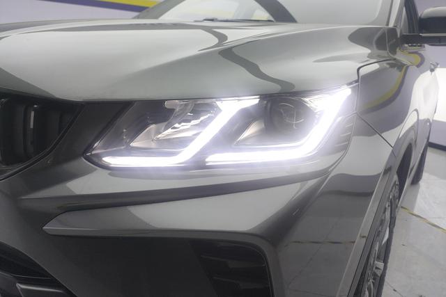Geely Binyue 2024, 1.5 л турбо, робот (DCT), передний, пробег 12 500 км — авто из Китая с пробегом