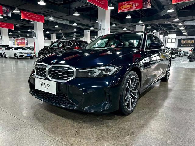 BMW 3 2023, 2 л турбо, автомат, полный, пробег 28 000 км — авто из Китая с пробегом