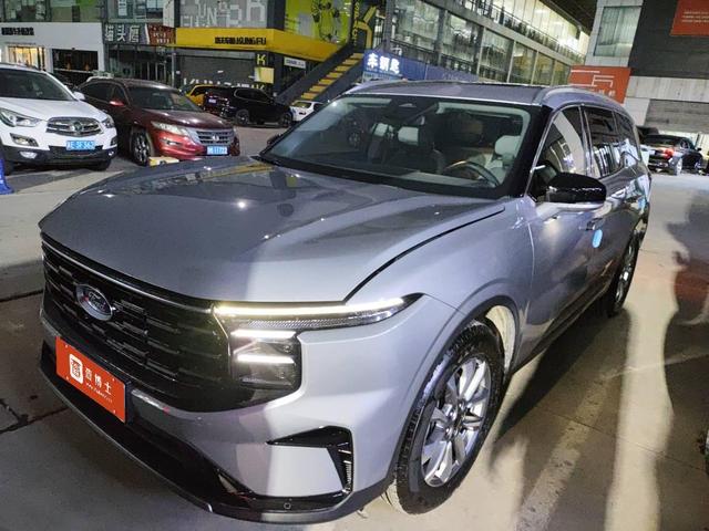Ford Edge 2023, 2 л турбо, автомат, передний, пробег 16 700 км — авто из Китая с пробегом