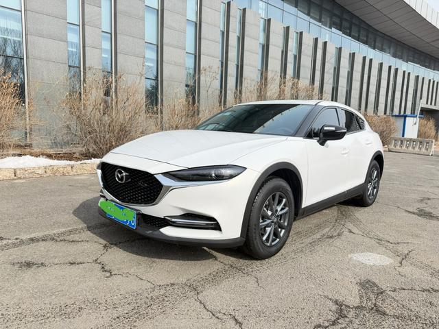 Mazda CX-4 2021, 2 л, автомат, передний, пробег 5 900 км — авто из Китая с пробегом
