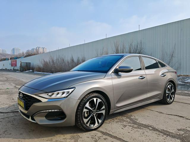 Hyundai Festa 2021, 1.6 л турбо, робот (DCT), передний, пробег 90 000 км — авто из Китая с пробегом