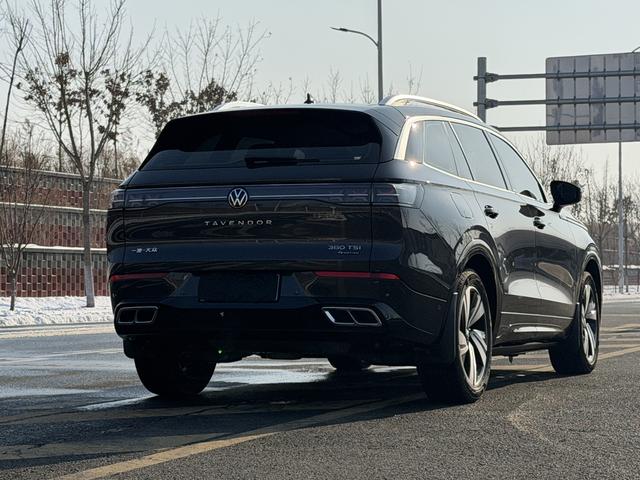 Volkswagen Tiguan 2024, фото 6