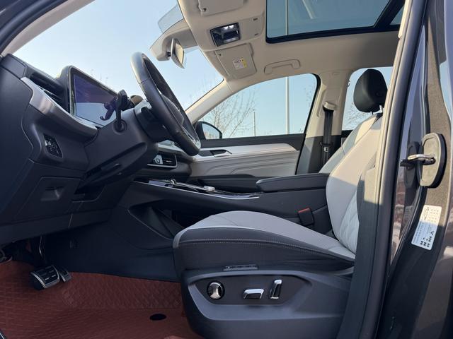 Volkswagen Tiguan 2024, фото 8