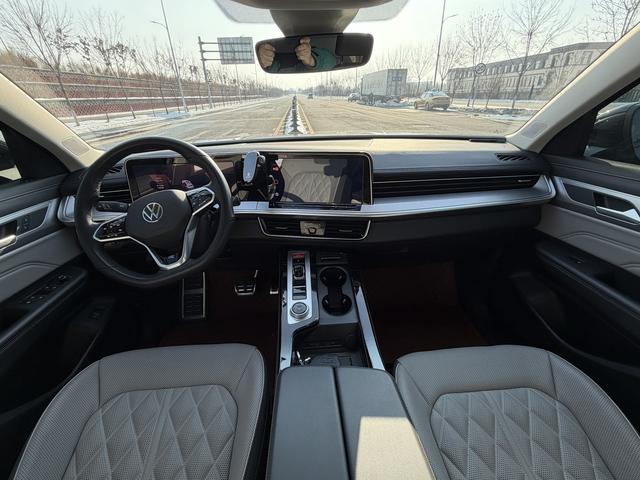 Volkswagen Tiguan 2024, фото 13