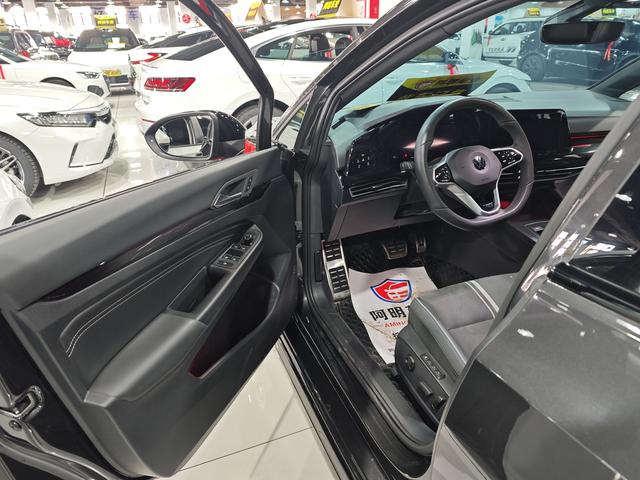 Volkswagen Golf 2023, фото 9