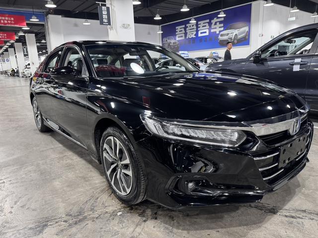Honda Accord 2022, фото 3