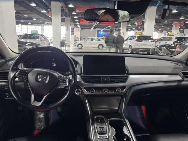 Honda Accord 2022, фото 6