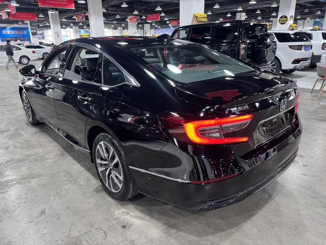 Honda Accord 2022, фото 7