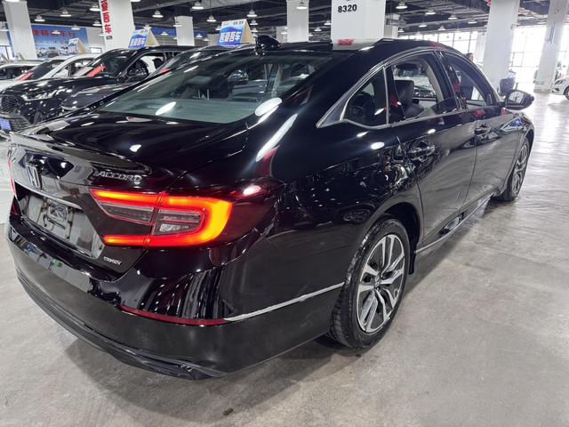 Honda Accord 2022, фото 9