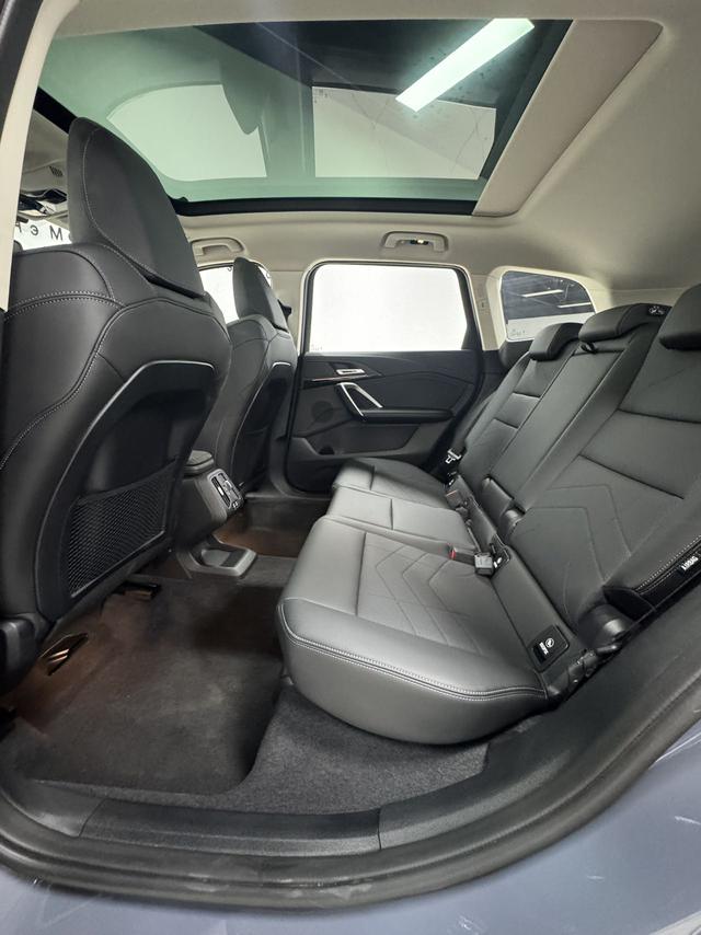 BMW X1 2023, фото 9