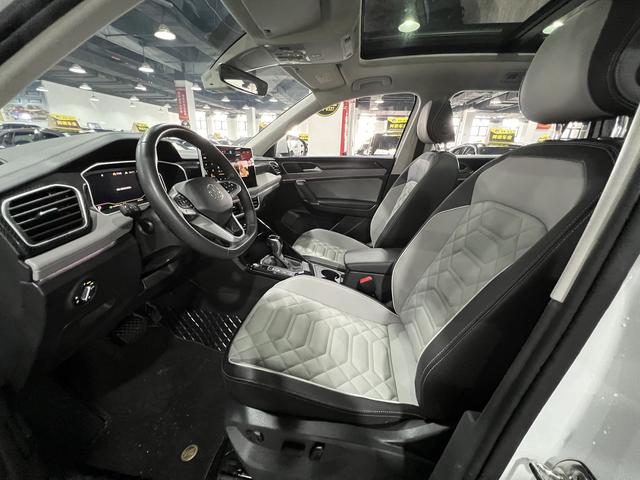 Volkswagen Tayron 2023, фото 4